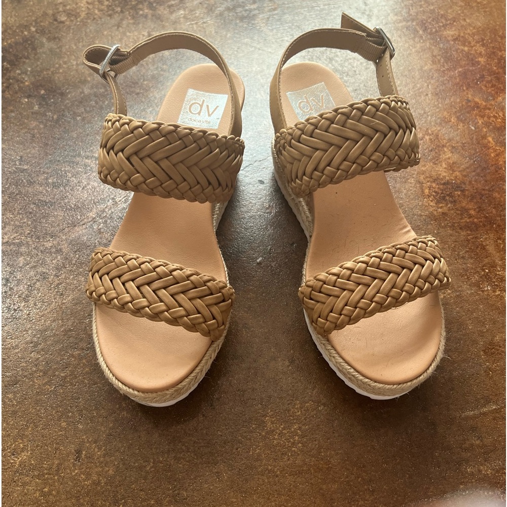 Dolce Vita Tan Wedges